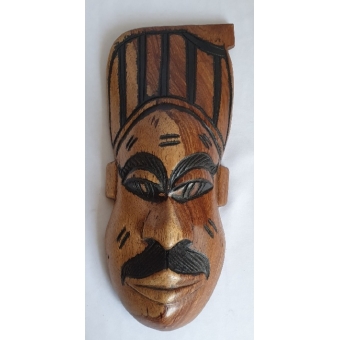 Afrikaans lichtbruin met zwart houten masker